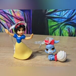 Disney Palace Pets Whisker Haven Snow Whites Bunny Berry Christmas Ornament